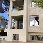 Σπίτι διακοπών современная вилла прямо на пляже, с видом на море *