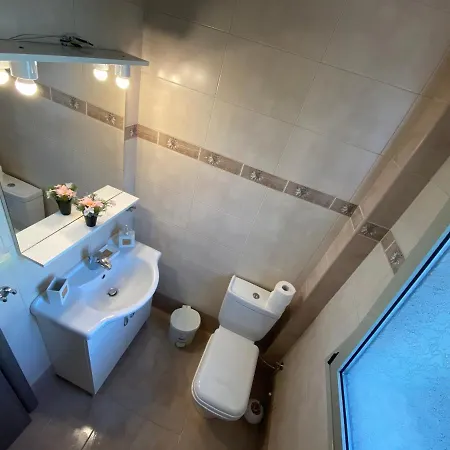 Holiday home современная вилла прямо на пляже, с видом на море *