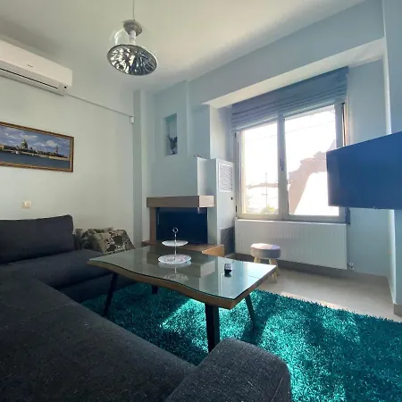 Holiday home современная вилла прямо на пляже, с видом на море Kassandria