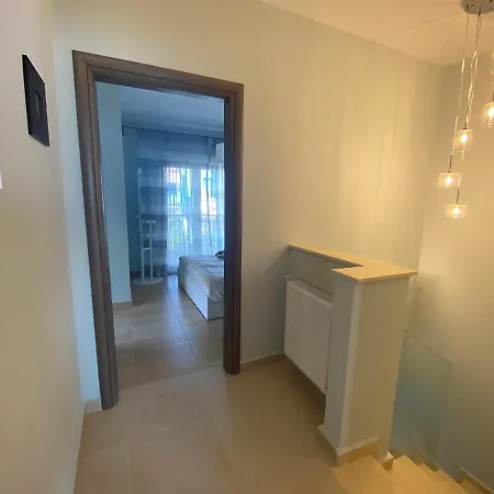 Holiday home современная вилла прямо на пляже, с видом на море *